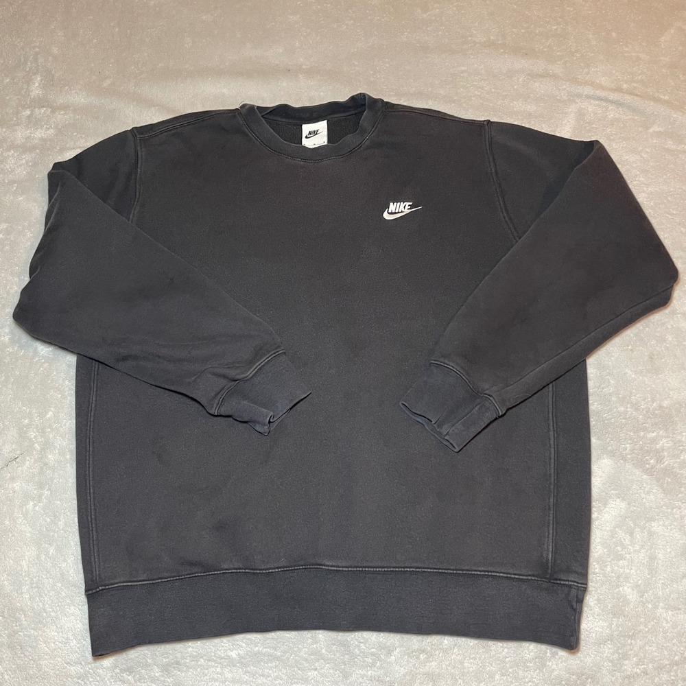 Nike Sweatshirt Mens Medium Black Embroidered Swoosh Logo Crewneck Sportswear